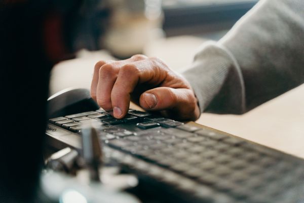 Optimisez vos compétences avec une formation make gratuite